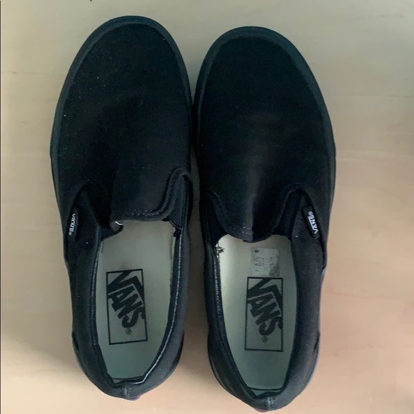 Shoes - Picture 3 of 4